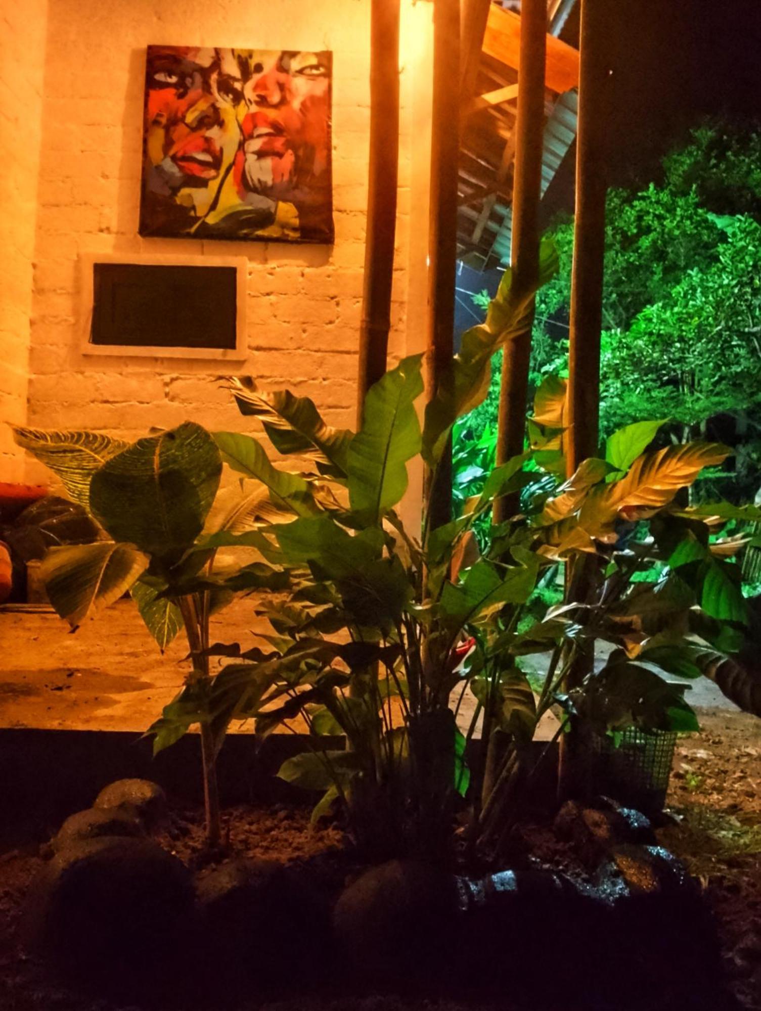 Alfarizi Homestay テテバトゥ エクステリア 写真